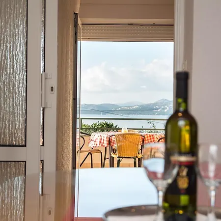 Apartament Marina