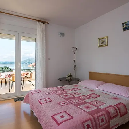 Apartment Marina *
